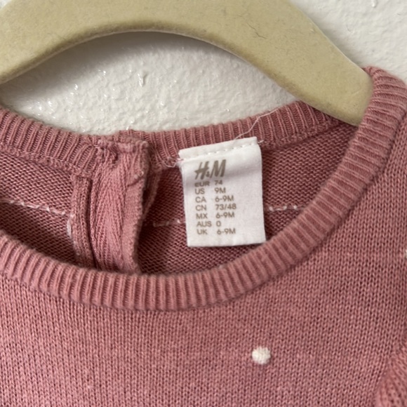 🌸 Pink Knit Dress + Faux Fur Vest + Bow Set (3-Piece) – Size 6-9M - Picture 7 of 11